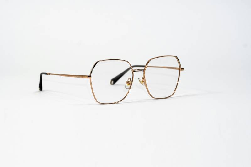 Large choix de lunettes de vue et de soleil chez Atol Mon Opticien à Bordeaux Lac